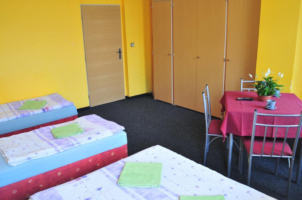 Hostel Alia Prague Room photo